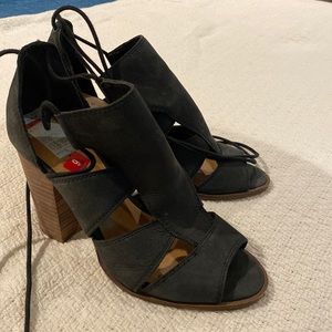 Lucky Brand Lanita Black Lace Up Heel Bootie. Worn only once. Super cute